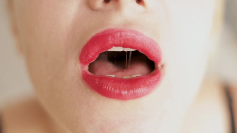 Mrs Peachesxx: Mira dentro de mi boca