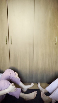 레즈비언 여자 풋 레슬링