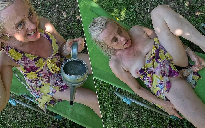 Prolapse Queen: With My Special Toy I Spoil My Prolapse Pussy on...