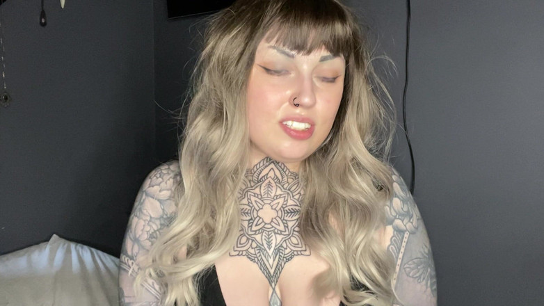 Miss Valentina: Ahegao te hace débil