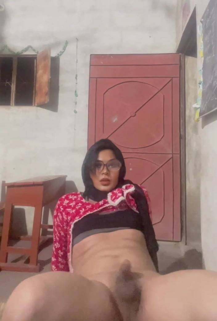 Apple00001: कृपया मुझ पर पेशाब करें