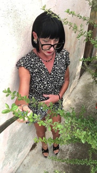 Wanderin' in the Garden Like a Bitch