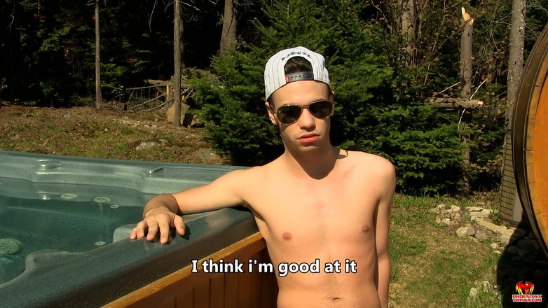 Phoenixxx: Trong ánh nắng mặt trời với zack gợi cảm