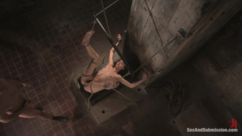 Sex and Submission by Kink: Sasha greys erste mal gefesselt