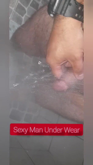 Davidandrexxx: 在淋浴时达到高潮
