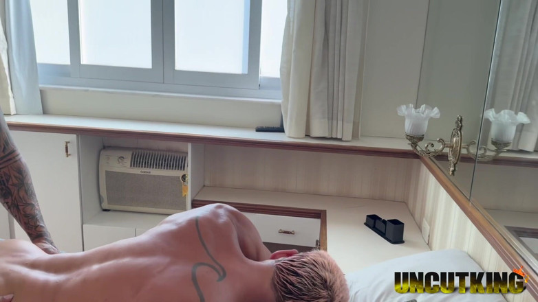 UncutKing: Tatted Papi Big Dick Latino Fucks Ass Bareback Hayden Gotti