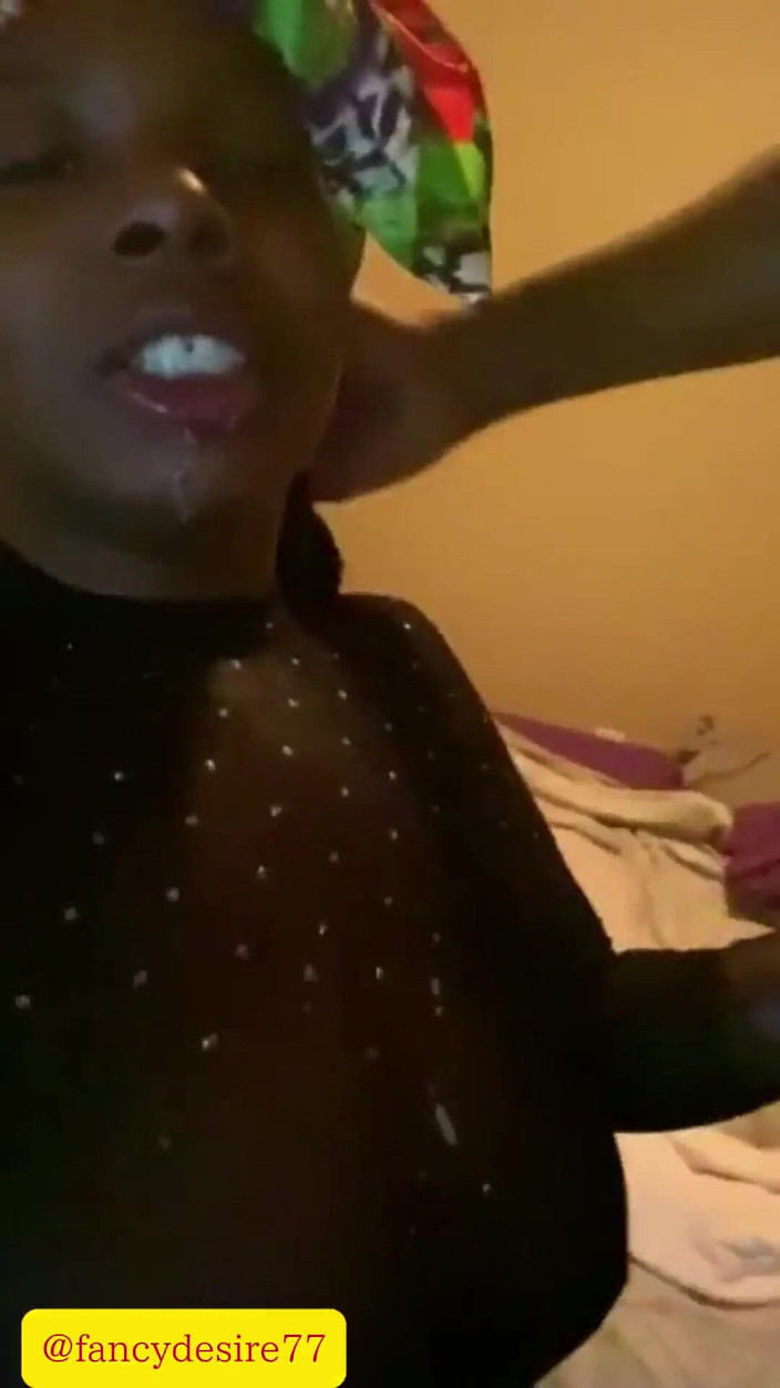 The quickie spot: Mój ojczym przeniósł się z nami i Late Night trochę...