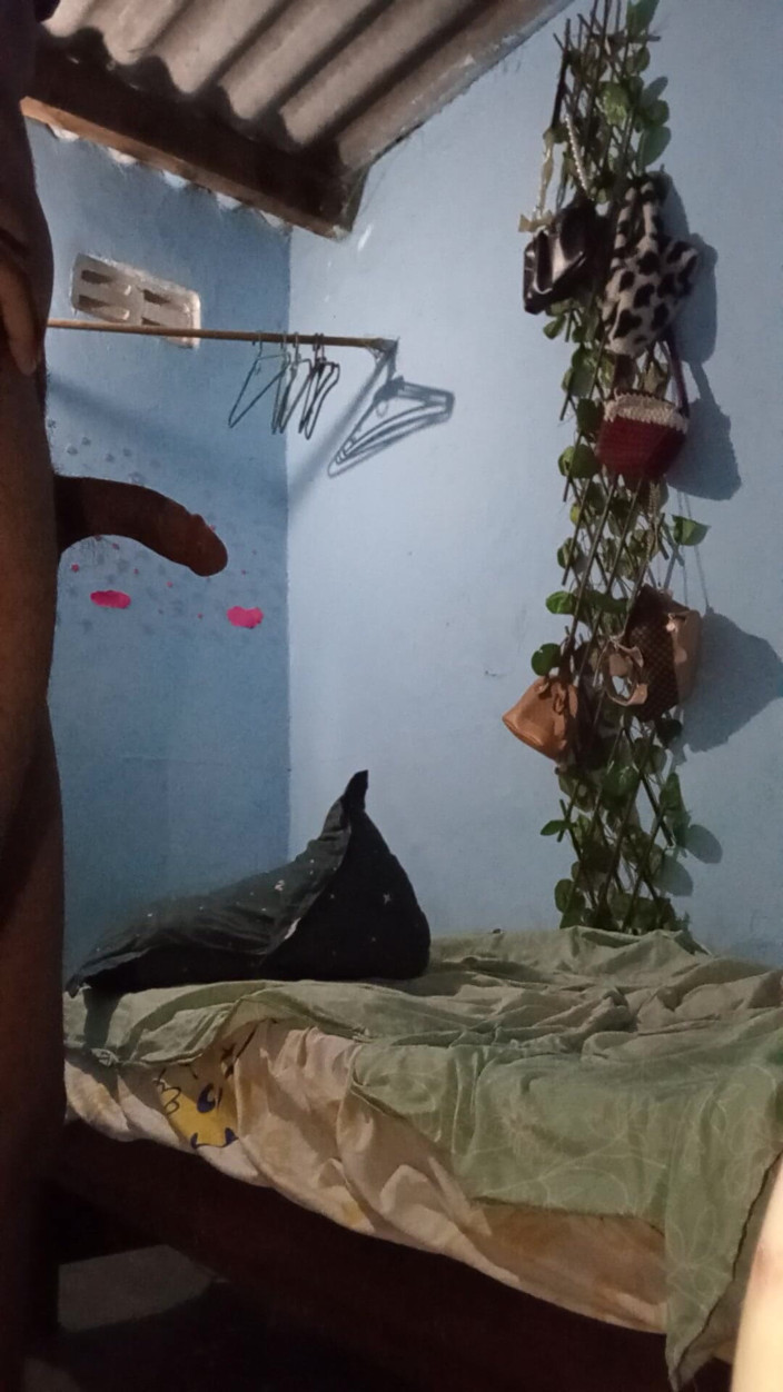 Femboy from Colombia: Nhưng mọi người đều ủng hộ nội dung mới của tôi