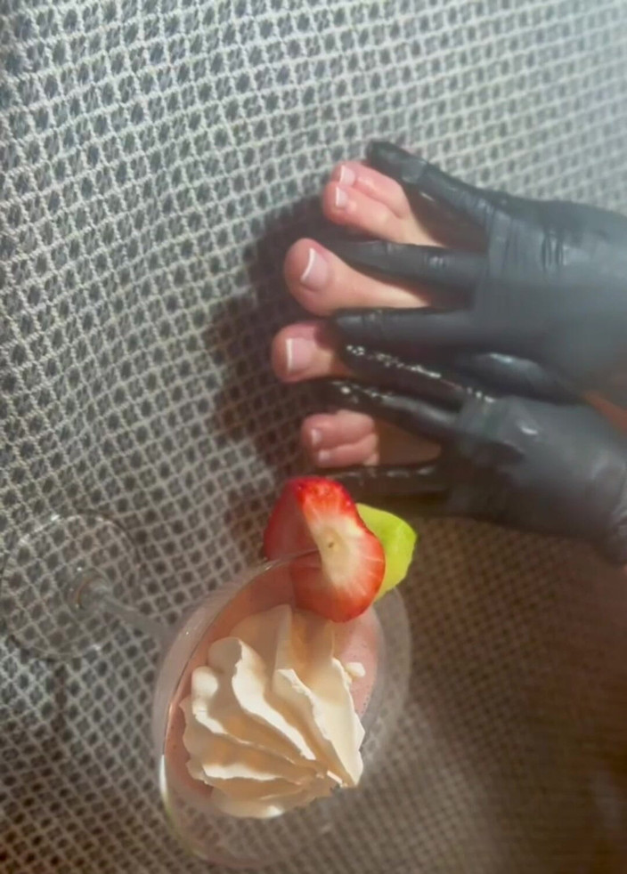 Sonya Pretty: Sexy dívka