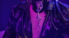 DeesseJulia: Malá elektro latexová relace - Maitresse Julia