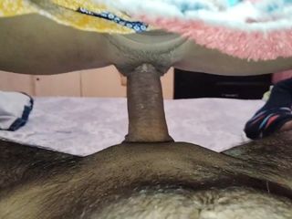 Lovely sexy: Hindi Audio - Pussy Hit Before Bathing