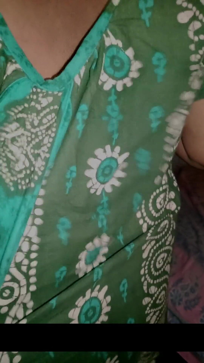 Avhinas wife: Soție bătrână indiană cu pulă cu prietenul soțului