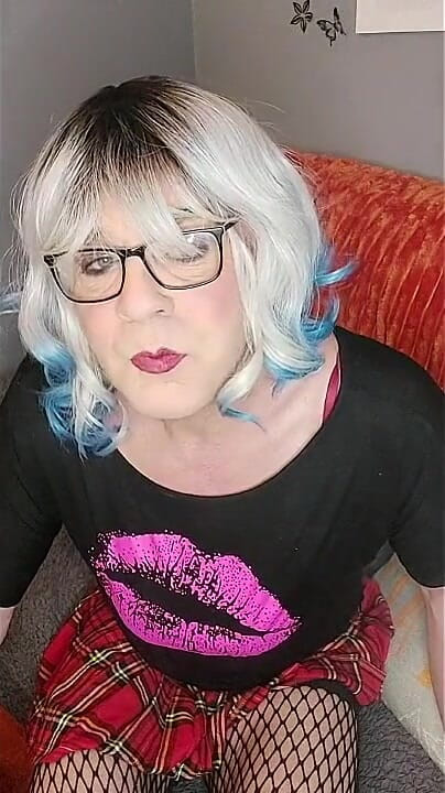 Beri Tease (Juniperberi crossdresser)