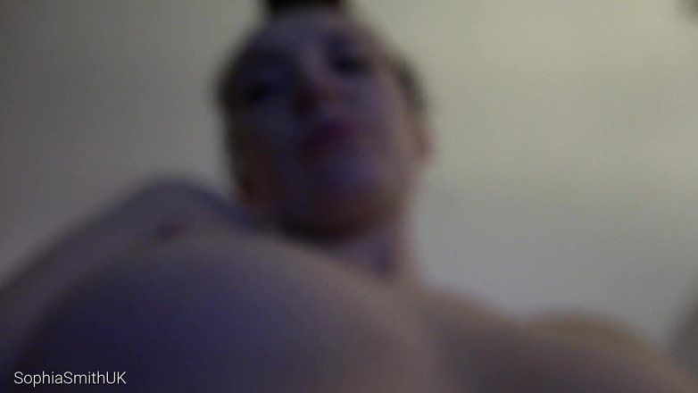 SophiaSmithUK: ASMR大きなキス