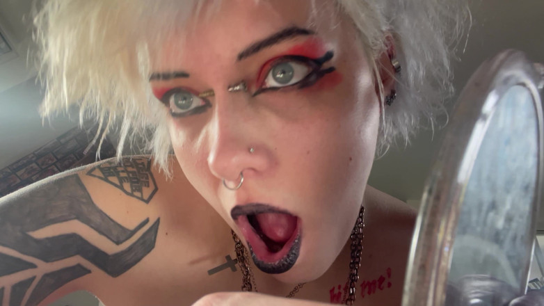 Glitterqueen1999: グリッタークイーン1999年Mouthツアー、ミラーブラックリップスティック