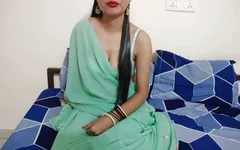 Desi indisk indu chachi bhatija mukul sexvideor bhatija försökte flirta med moster het indu chachi suger full