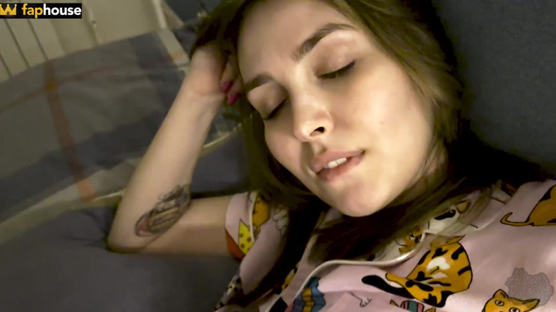 Alina Rai: Fucked stepmom in black hole while Stepfather is at work