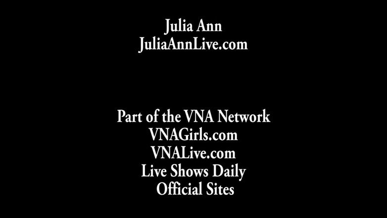 Julia Ann: เครื่องรางกางเกงใน!