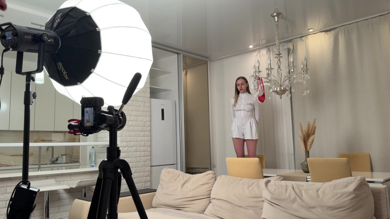 Arisha Mills: Einen Tag Mit Uns! Morgen. Arbeitstage - Harter Sex! Wie Wird...