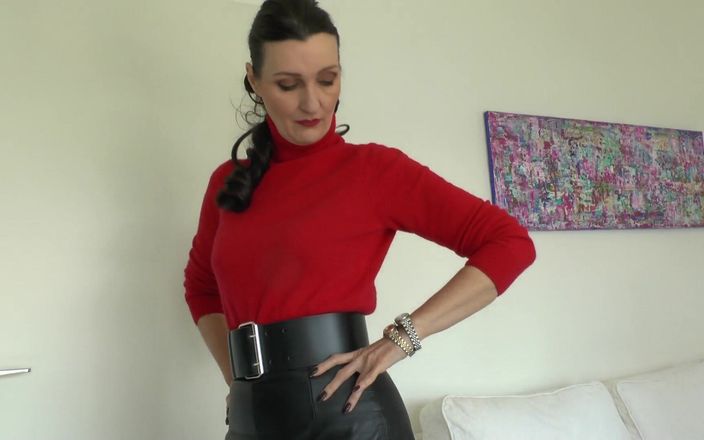 Lady Victoria Valente: Szeroki, ciasny pas i oglądaj fetysz, twój szef, masturbacja podczas...