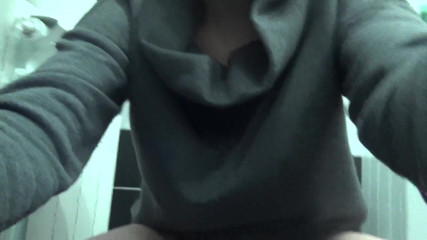 Sexy Milf: Величезна Кейт соло писає!