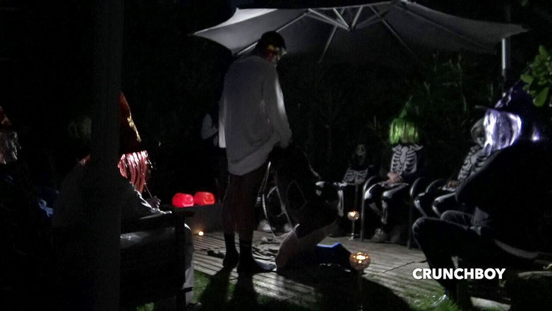 BAREBACK PORN SPY CAM: 素人摄像头在万圣节的夜晚被无套性交