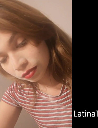 Nikki Montero: Alis deepthroat smoking and cumming
