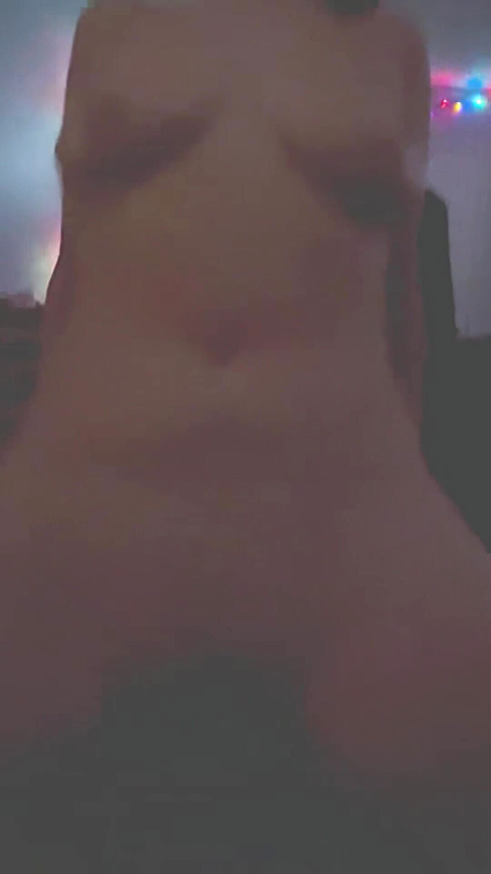 Dirty Pep Talk: Bavíme se sousedovou manželkou před spaním