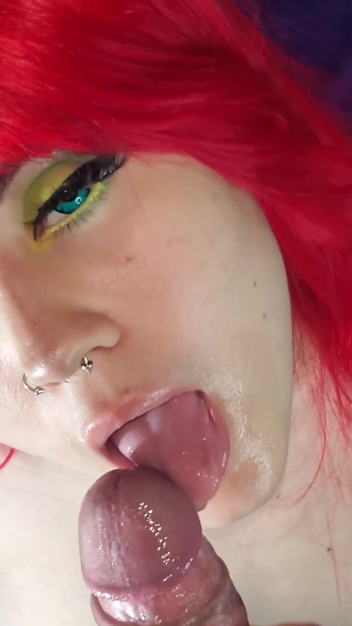 DherlyDoll: Si Dia Suka Disuap Dengan Air Mani Yang Sedap