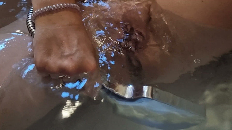 Crazy Girl: Mature Wife Masturbates in the Bathtub and Then Lets Her...