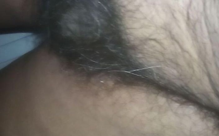 Big Sikh sissy: Кроссдрессер-сикхская сисси доставляет удовольствие своему себе