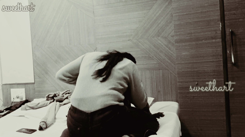 sweet girl: Fantasi pejabat isteri erotik yang sengit dilepasi di rumah