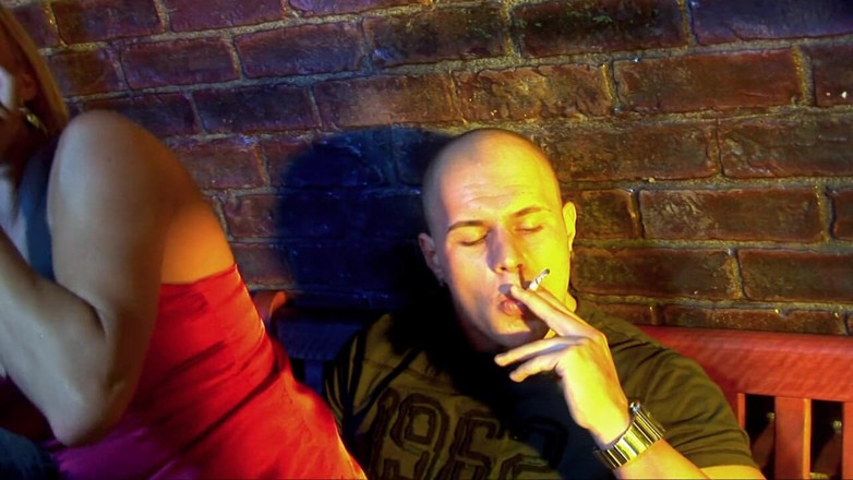 Nicotine Addictz: Was würde sie für zigarette nicht geben? Nun nicht viel