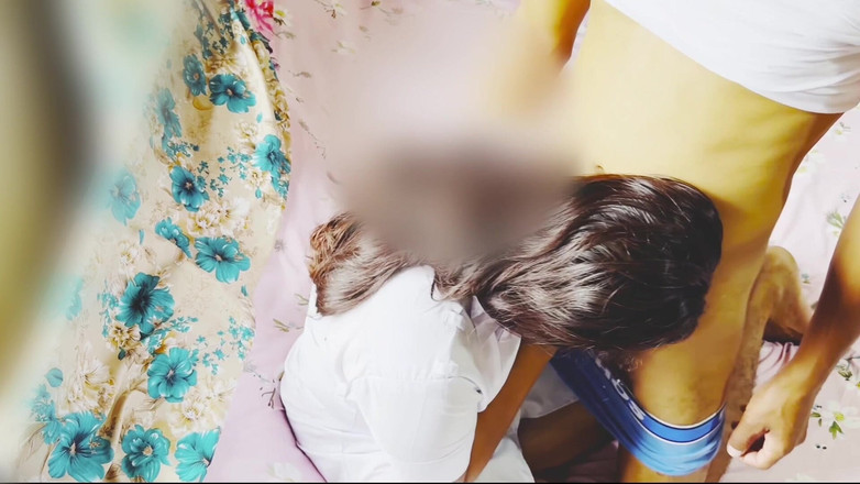 Your_aisha: Jururawat panas India berkongkek di bilik rehatnya, masa sesat dikongkek...