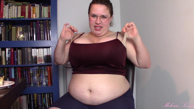 Melonie Kares: Oblivious fatty