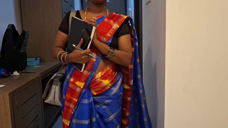 Delightrose: Une vendeuse tamoule se fait baiser par un inconnu indien