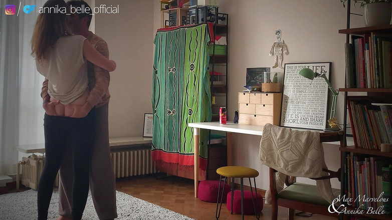 Max and Annika: Vlog.1.2 - den pokračuje novou kuchyňskou make-out