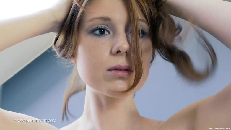 Denudeart: Young red hair in her video casting