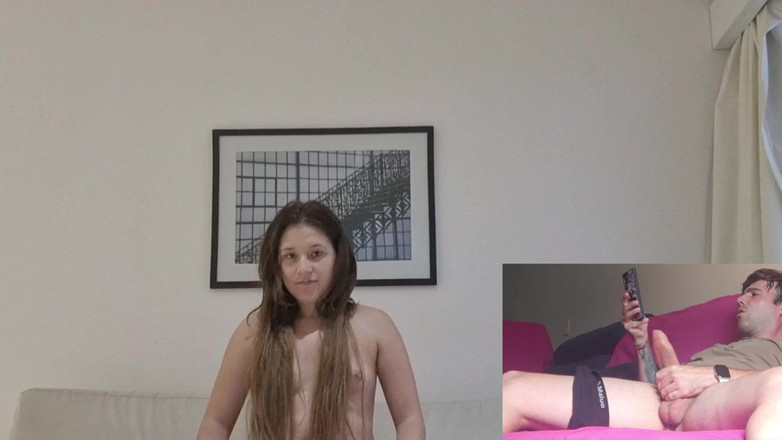 Latinascachondas: 캠에서 노는 핫한 친구