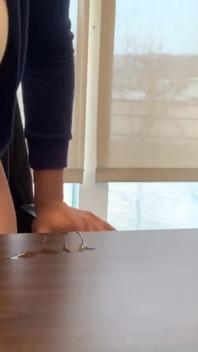 Dildo sloppy boquete tittyfuck intenso cavalgando orgasmos no escritório