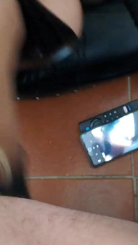 Perfecte MILF Pijpbeurt Met Cumshot POV