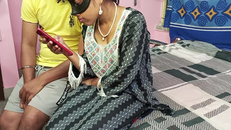 DesiSexCreator: Pacarnya ngentot memek perawan kakak ipar india sebelum pernikahannya
