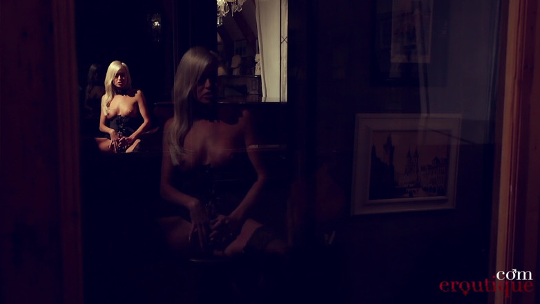 Eroutique: Lena Love - Můj sexy mokrý klavír