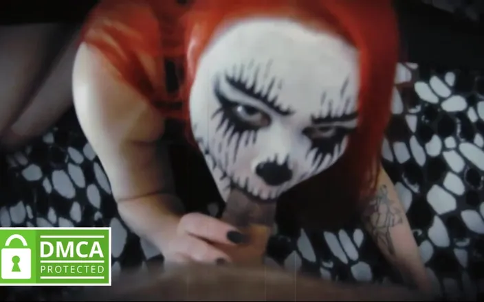 Christa Hell official: Happy helloween