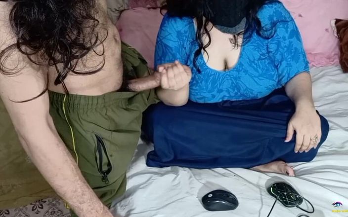 Netu: Indian Desi Chubby Wife Giving Handjob to My Neighbor and...