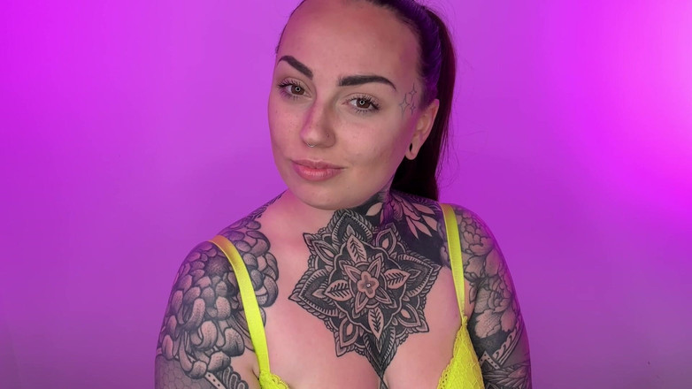 Miss Valentina: Rich Girl Affirmations