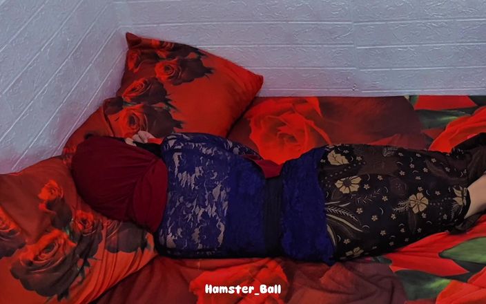 Hamster_Ball: Elle muamele ve sakso sipariş ettiği aldatan üvey kız kardeş