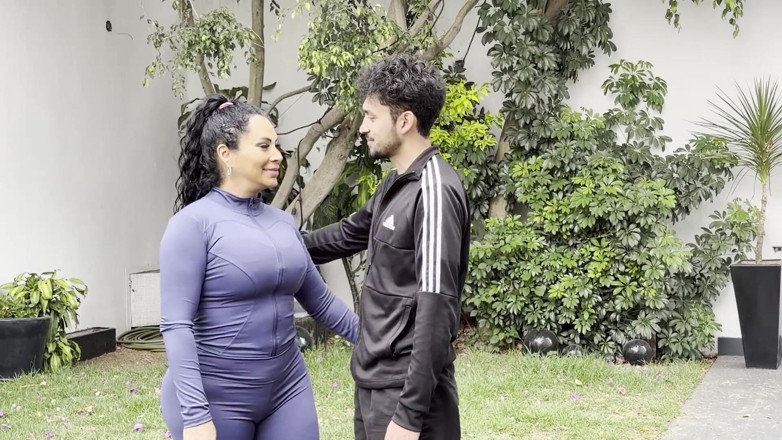 Calientehubxxx: Yoga with Gali Diva