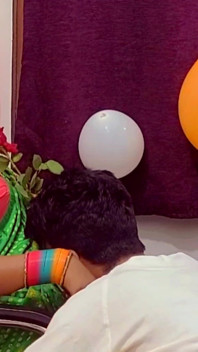 Valentine Special:- Bhabhi panas berkongkek gaya doggy di pejabat.