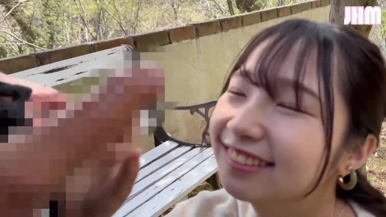 Japanese Hentai Matings: Її м'які вигини Glisten під відкритим небом, коли їхні тіла рухаються в шовковистому ритмі. - B